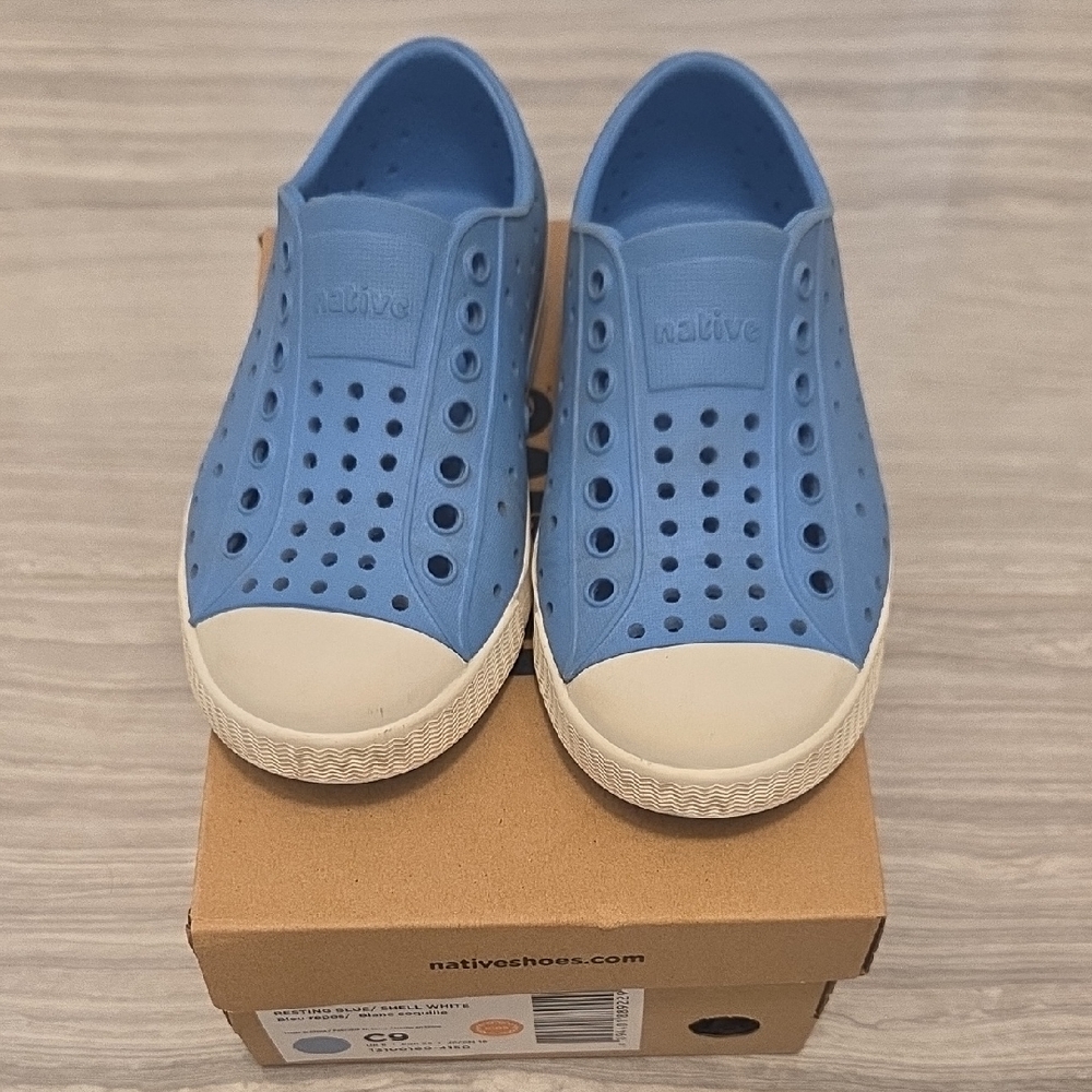 Native Shoes Jefferson Toddler Size 9 Blue